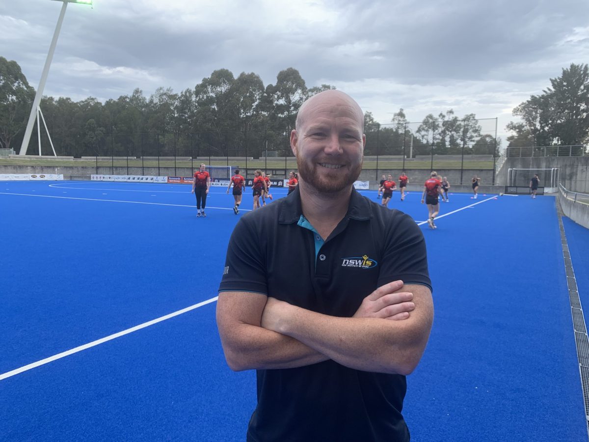 Coach Senior Lists his Three Demands: Professionalism, Dedication and Passion